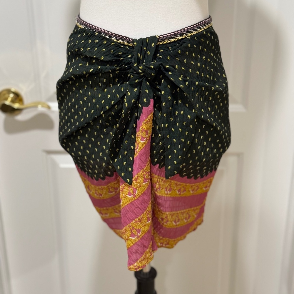 Zara boho wrap skirt with tie waist #bohostyle #wrapskirt